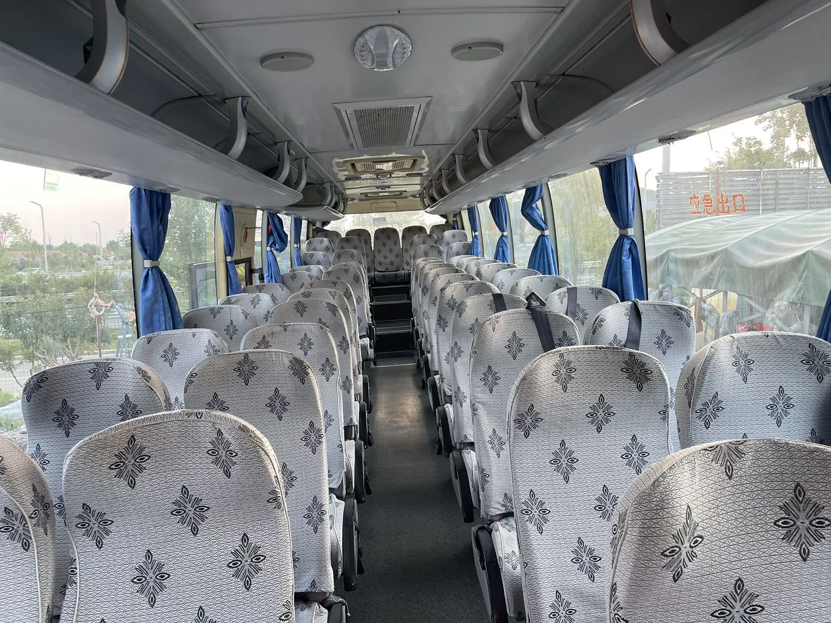 70 Seats Coach Bus Used Buses Prices Right Hand Drive Buses For Sale ...