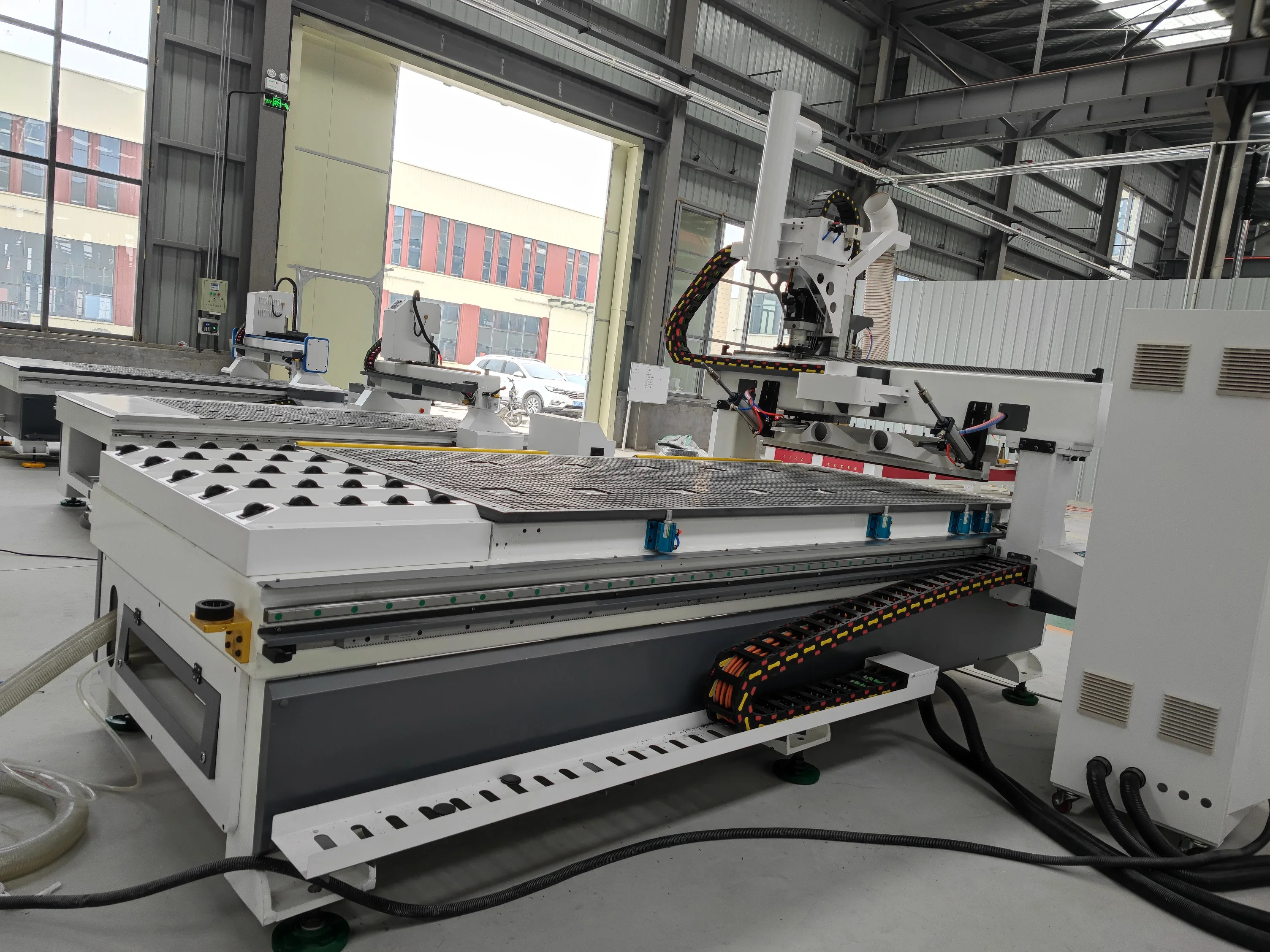 1325 Factory Supply  LNC Control System Cnc Router Atc for Woodworking Furniture Production Line Auto Tool Changing