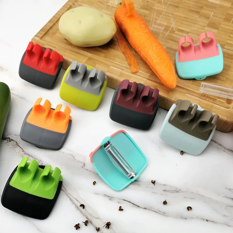 Egg shell peeler, Hand Vegetable Peeler Palm Peeler Finger Grips  Comfortable to Peel Potato & Carrot & Cucumber