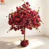 Árbol de rosas de Borgoña2