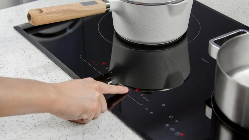 70cm 2 Zone Induction Hob With Overheating Protection And Sensor Touch