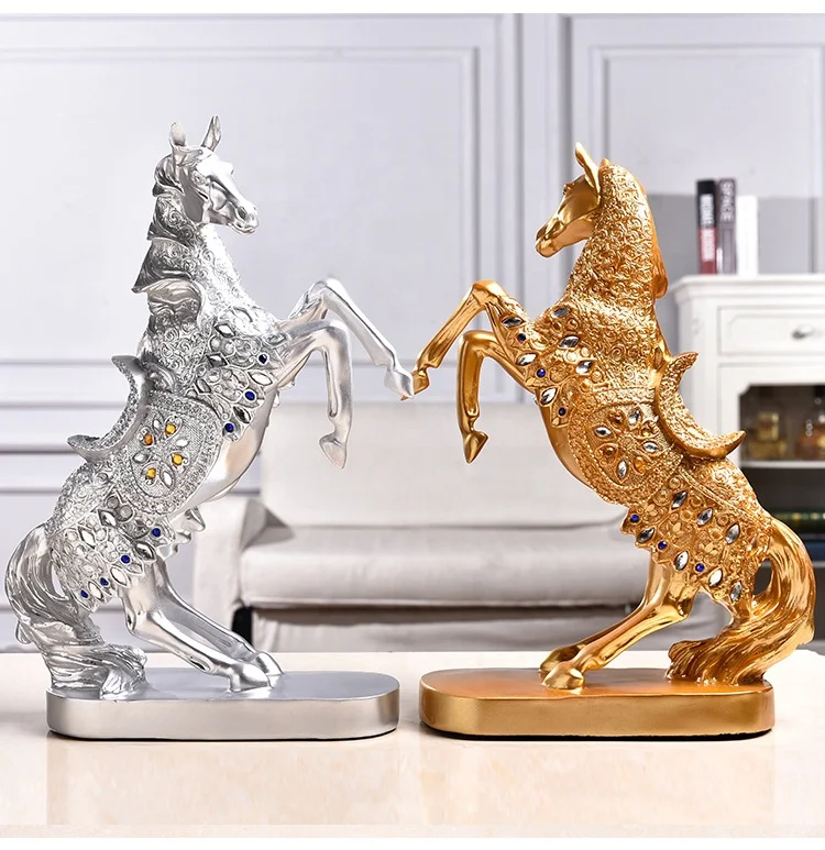 European War Horse Statue Resin Animal Sculpture Home Decoration Gift Crafts
