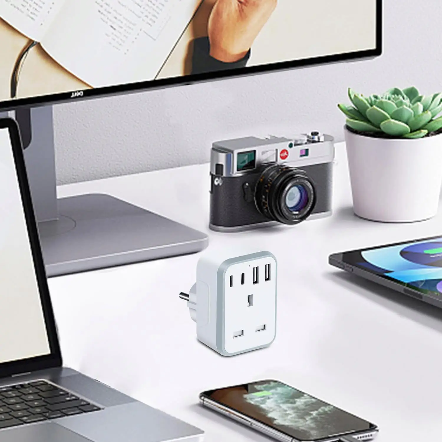 UK to European Plug Adapter with 2 USB  2 Type C Fast Charge EU to UK Adapter for Germany Spanish France (Type E/F)
