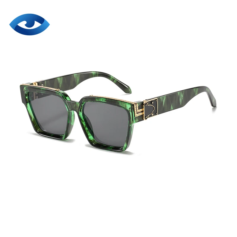 Luxury Men's Red Square Frame Sunglasses