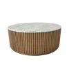 Piano in marmo bianco con base chiara