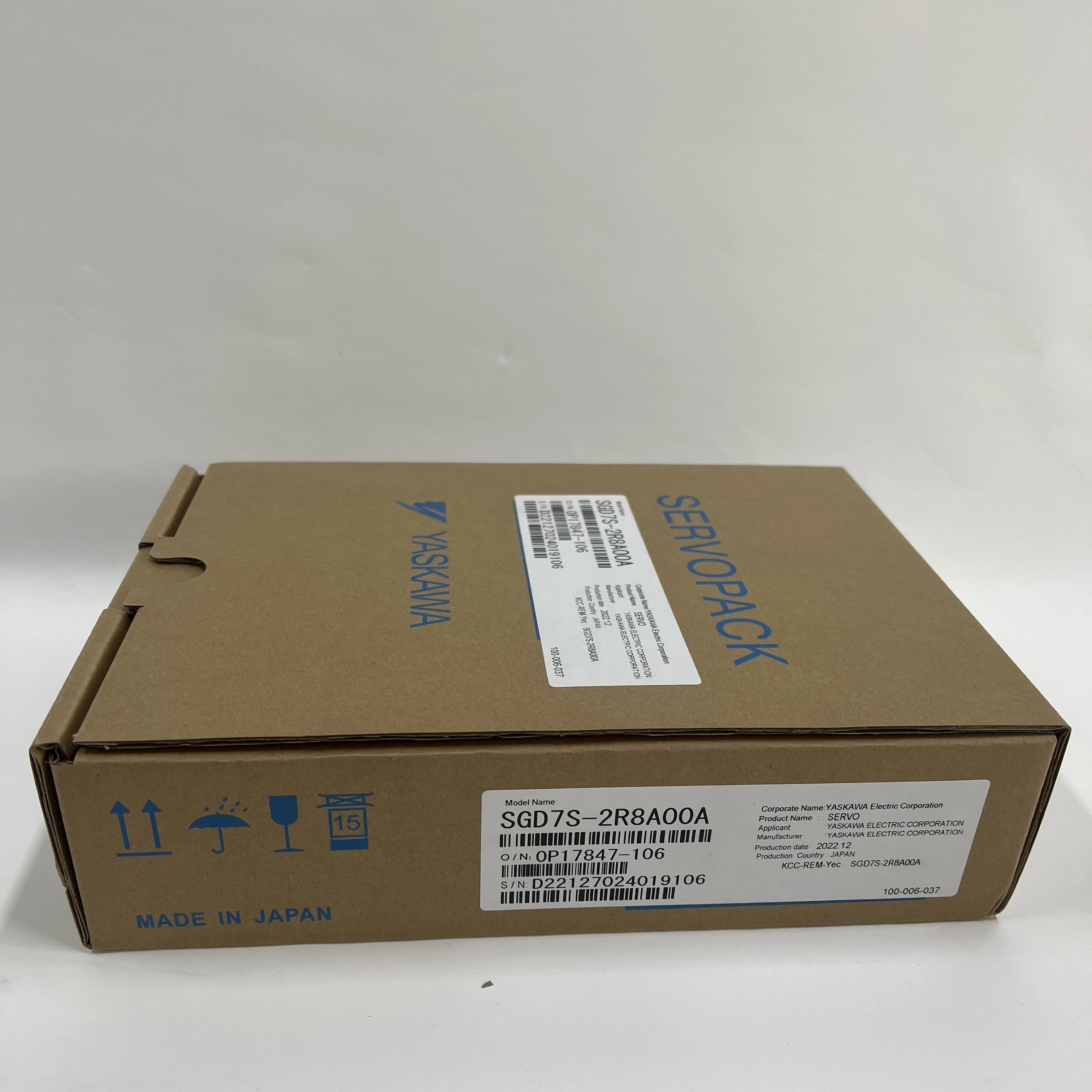 Yaskawa Servopack Servo Drive SGD7S-2R8A00A Yaskawa Servopack Servo Drive SGD7S-2R8A00A