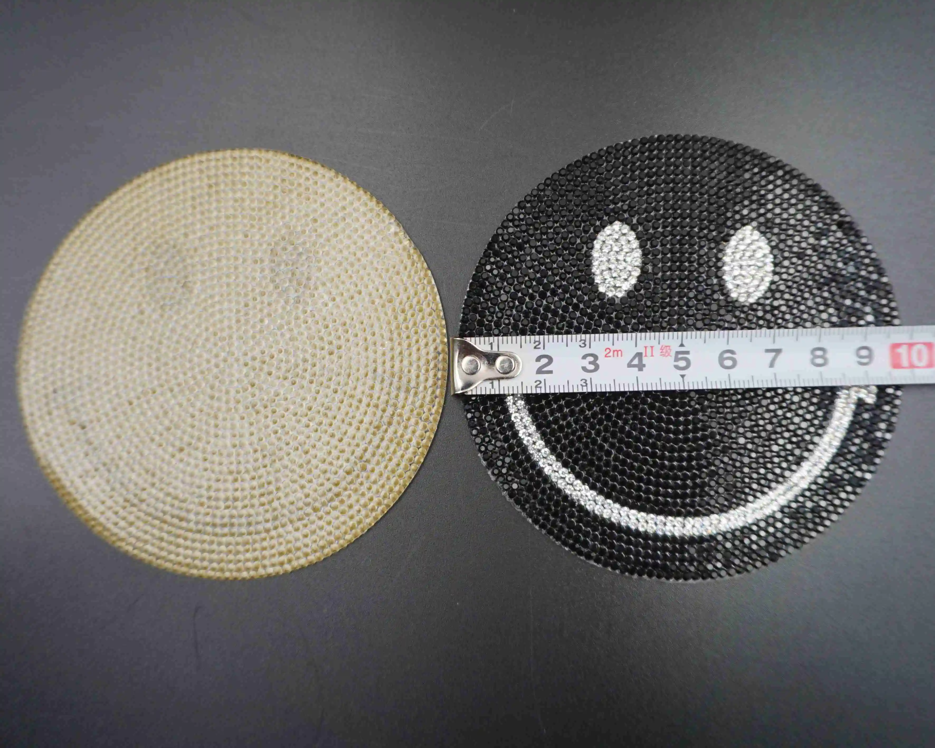 Free sample factory wholesale iron on smiley face crystal products tshirt appliques
