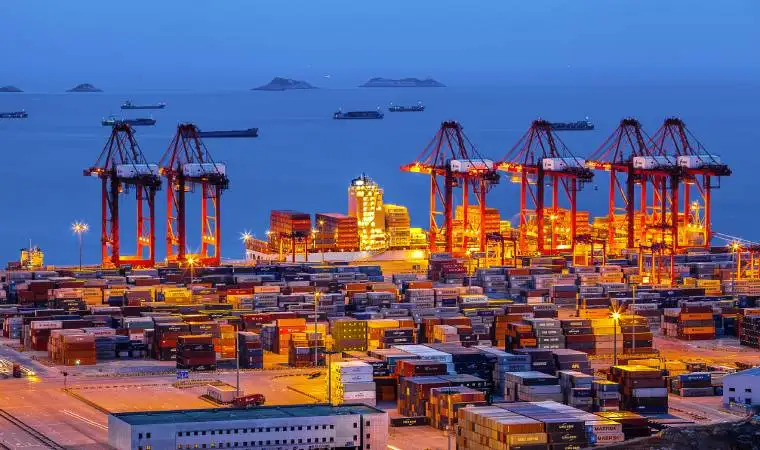 助力全球供应链建设 中国企业加速为国际贸易“修路”