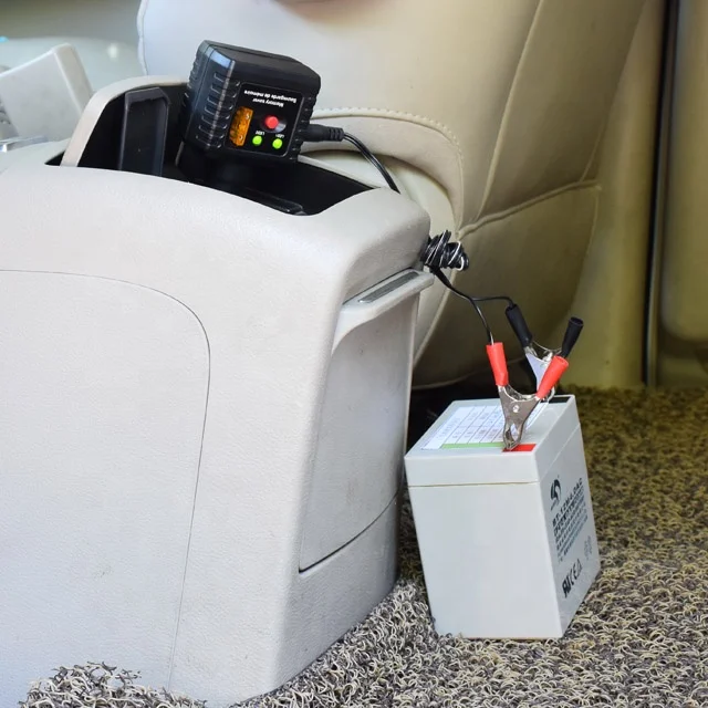 Car Battery Saver: Prevent Memory Loss in Car Radio & Electronics with  Universal Code Reader and Data Storage Solution