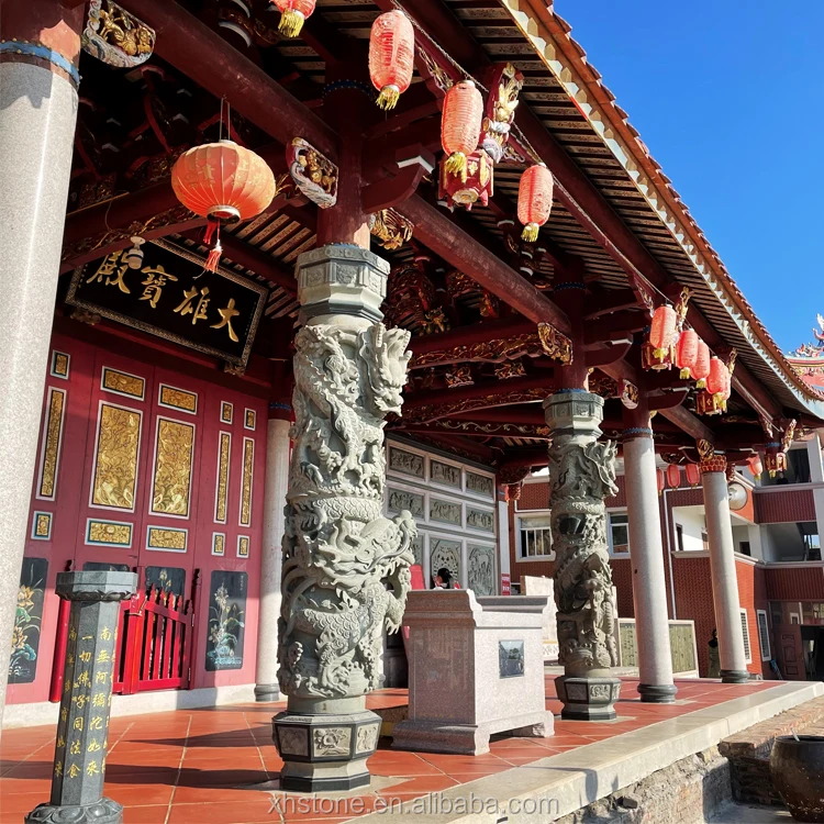 ナチュラルグラニット製ドラゴン彫刻柱 1年間保証の庭の装飾