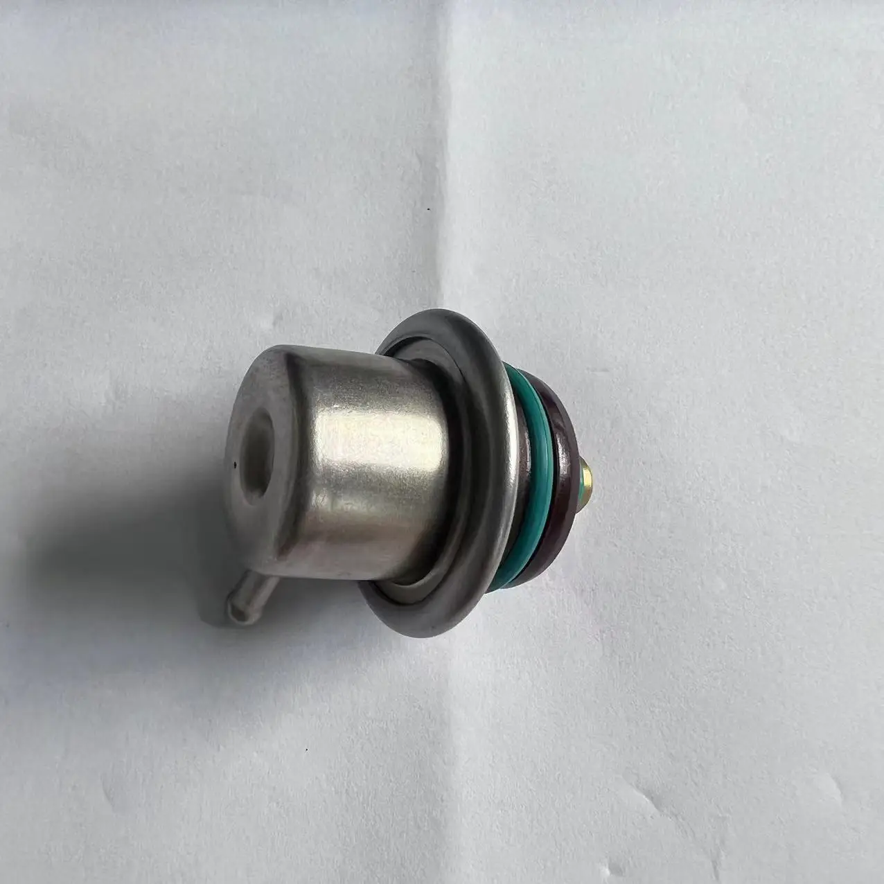 Fuel Pressure Regulator For Bmw E34 E36 325 525 528 530 740 840