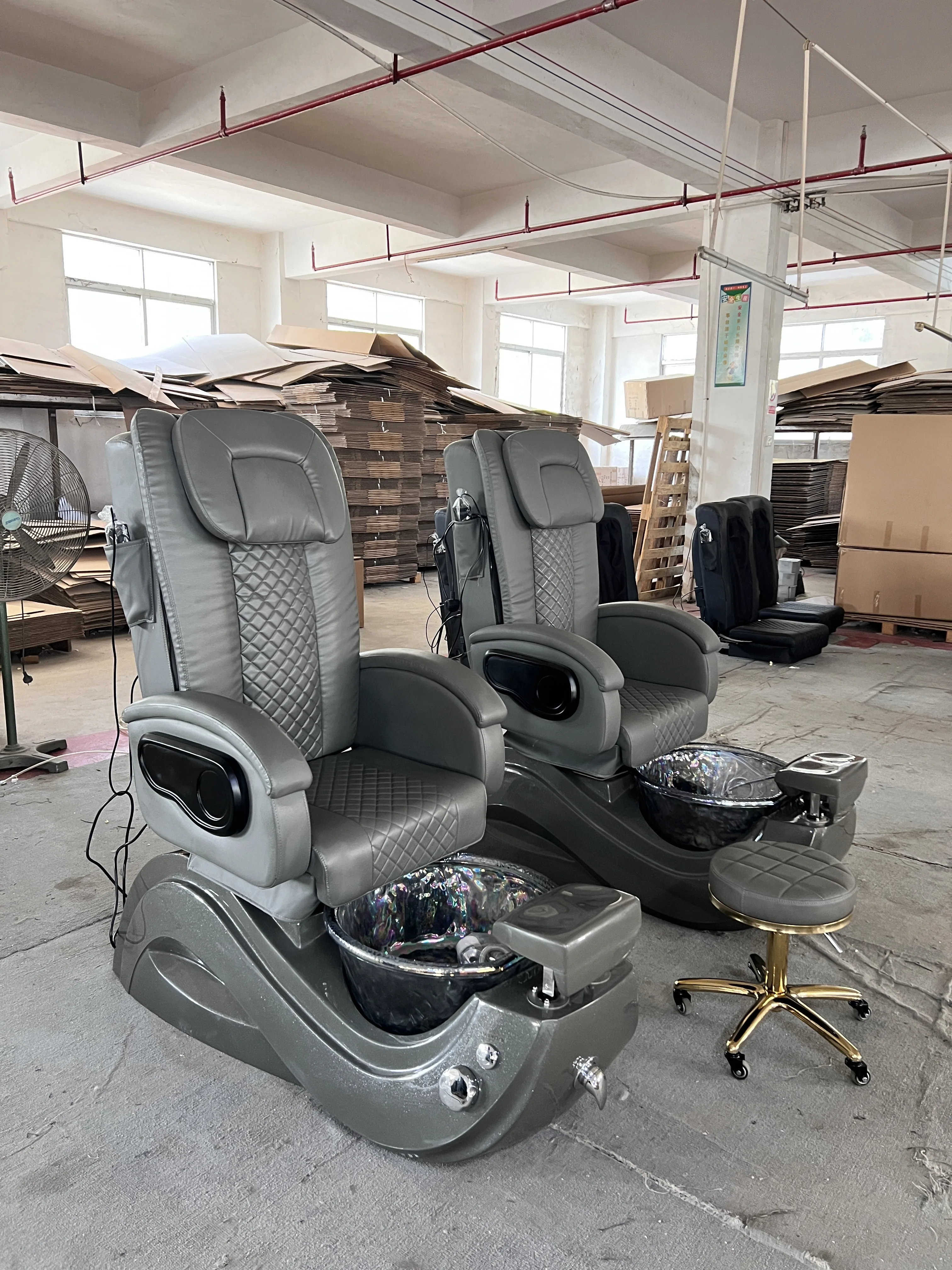 Luxury Nail Salon Furniture Pink Color Cheap Spa Pedicure Chairs For