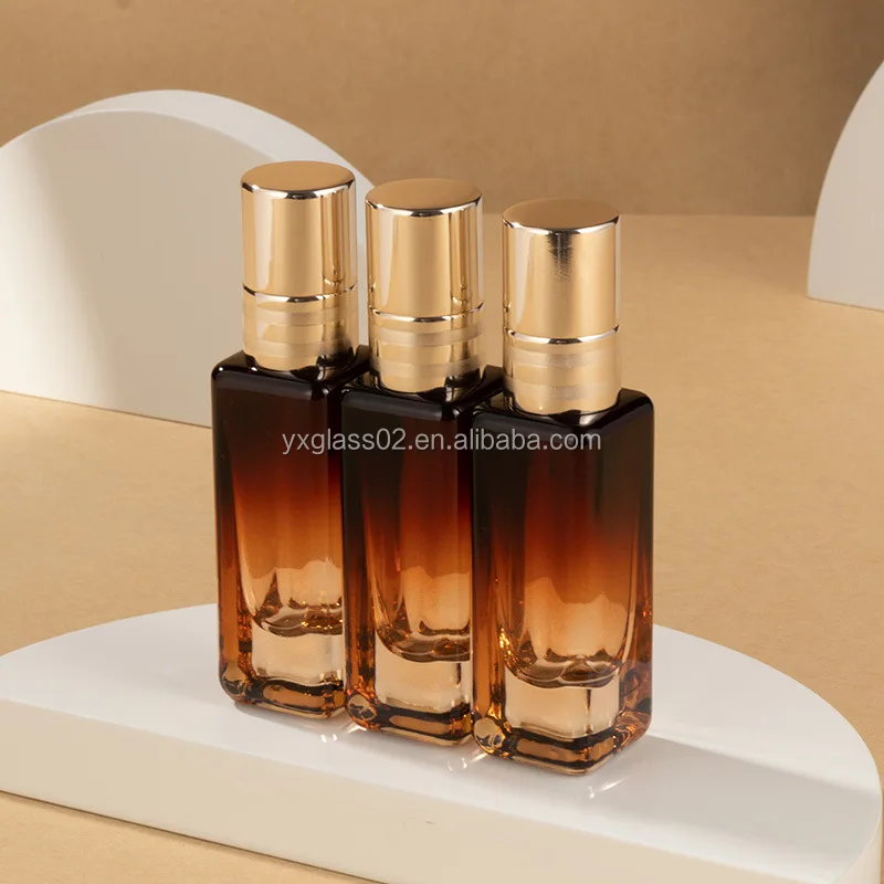 30ML Make up packaging empty bottle Luxury packaging bottle of new style Liquid foundation packaging container factory