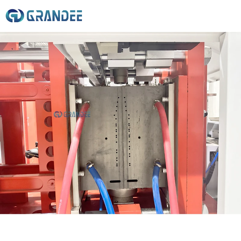 Nhà sản xuất máy thổi chai nhựa PET tự động cung cấp máy ép phun giá cả