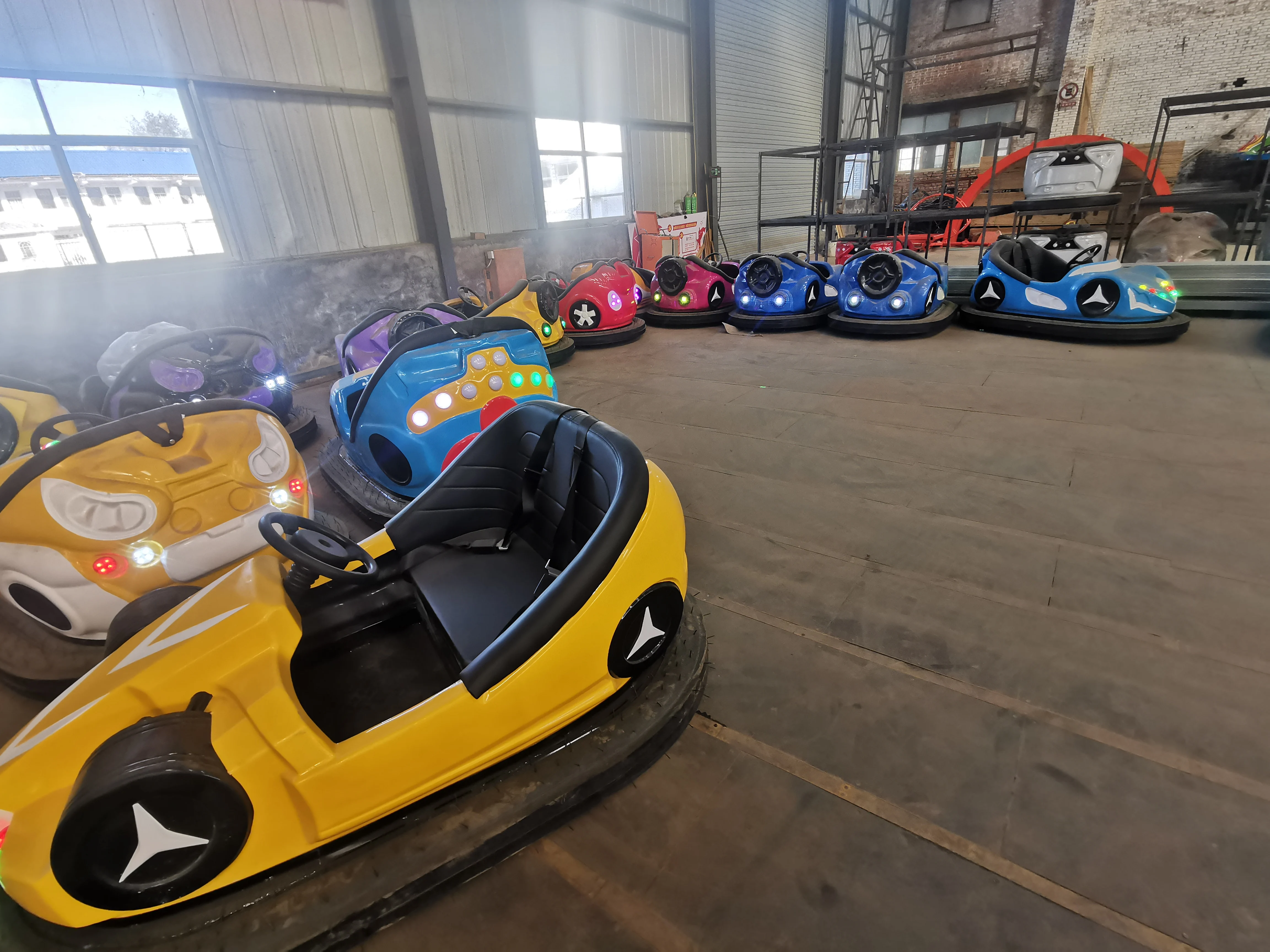 Рекламный аттракцион, детская крытая игровая площадка, винтажный бампер dodgem для продажи