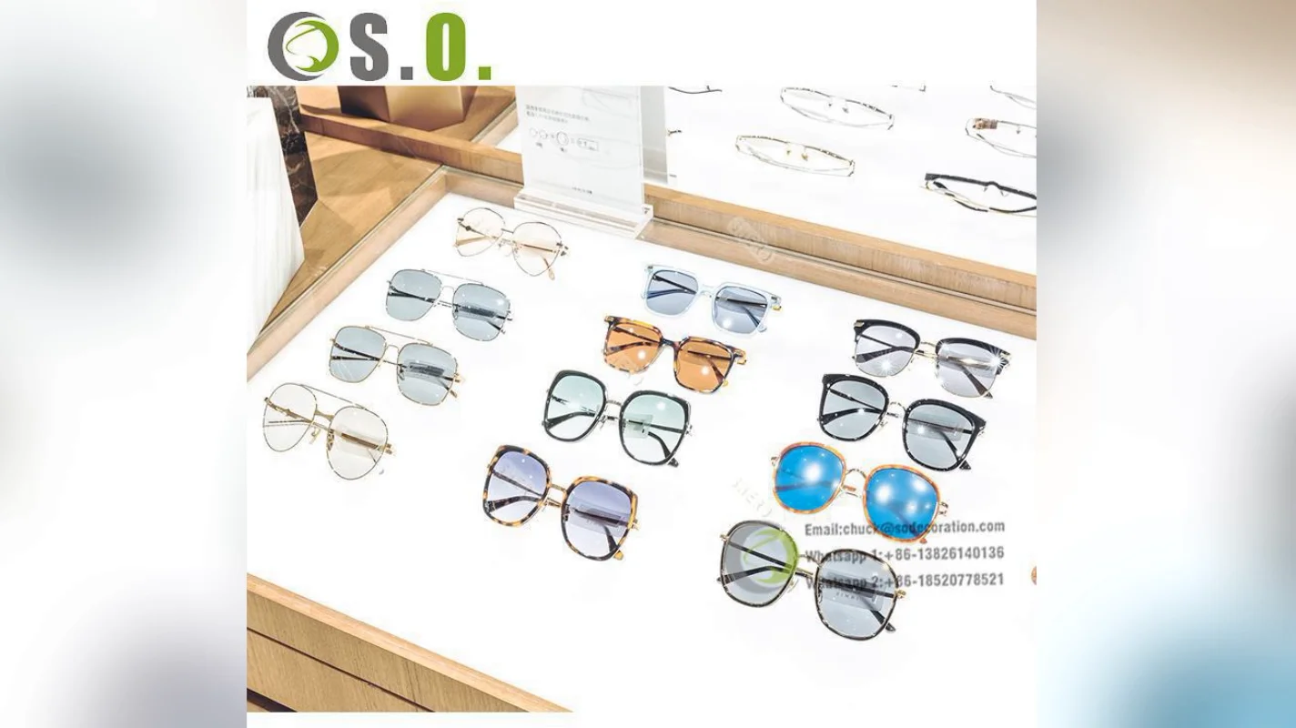 Customized Eyewear Wall Display Optical Display Rods Eyewear Shop ...