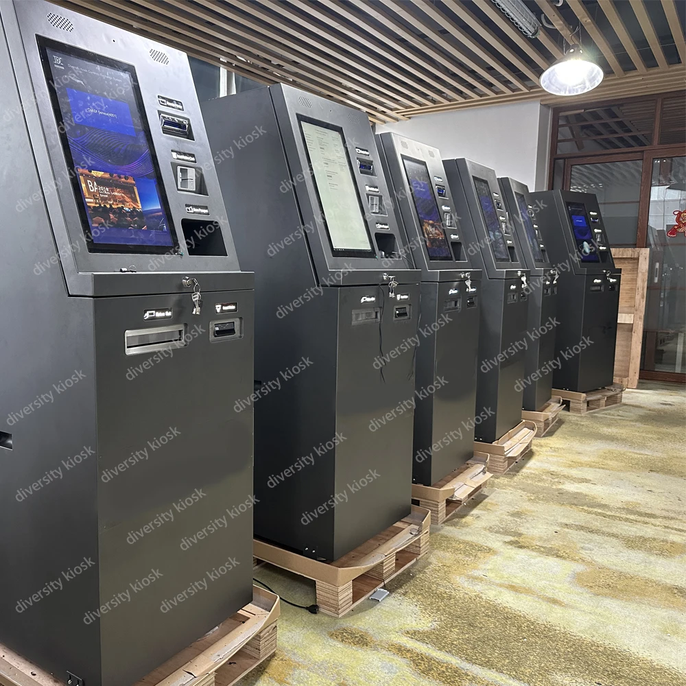 중앙 제어 내부 안전 시스템 은행 ATM 현금 인출 및 입금 ATM 기기 해커 방지