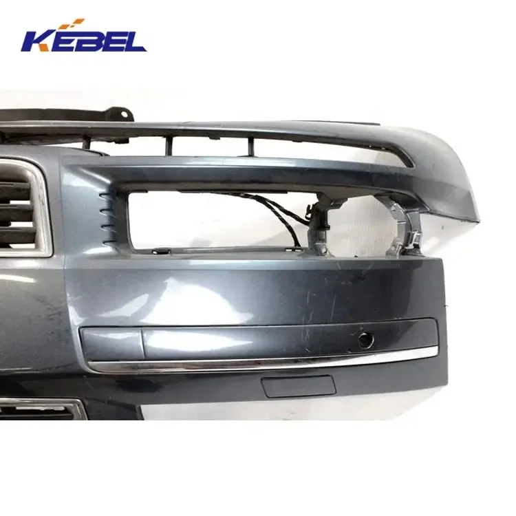 Brza isporuka komplet plastičnih prednjih branika OEM 4E0807437A visokokvalitetni prednji branici za Audi A8 2009