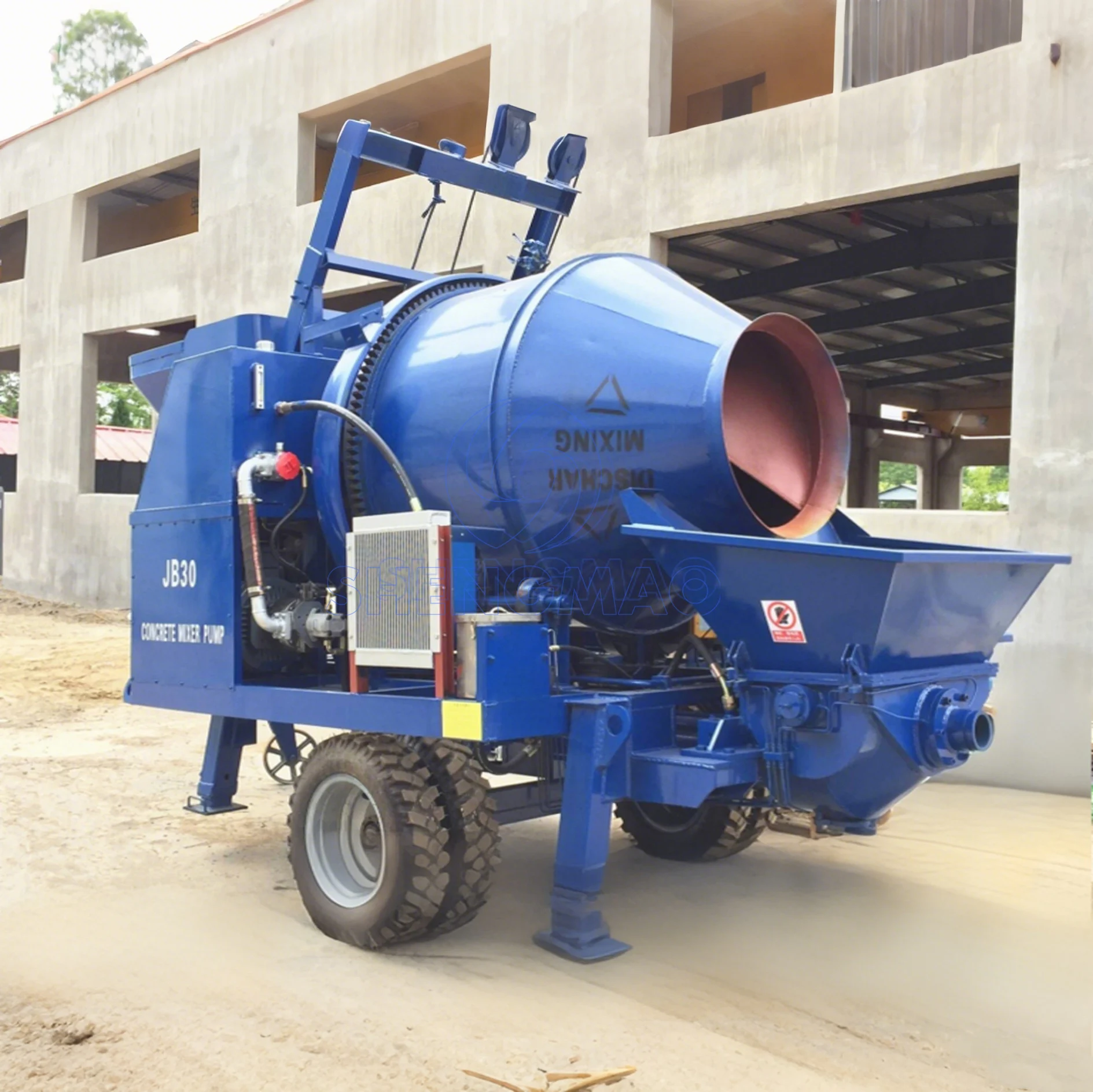 Hydraulic S Valve Concrete Pump with Mixer Drum in Construction Site