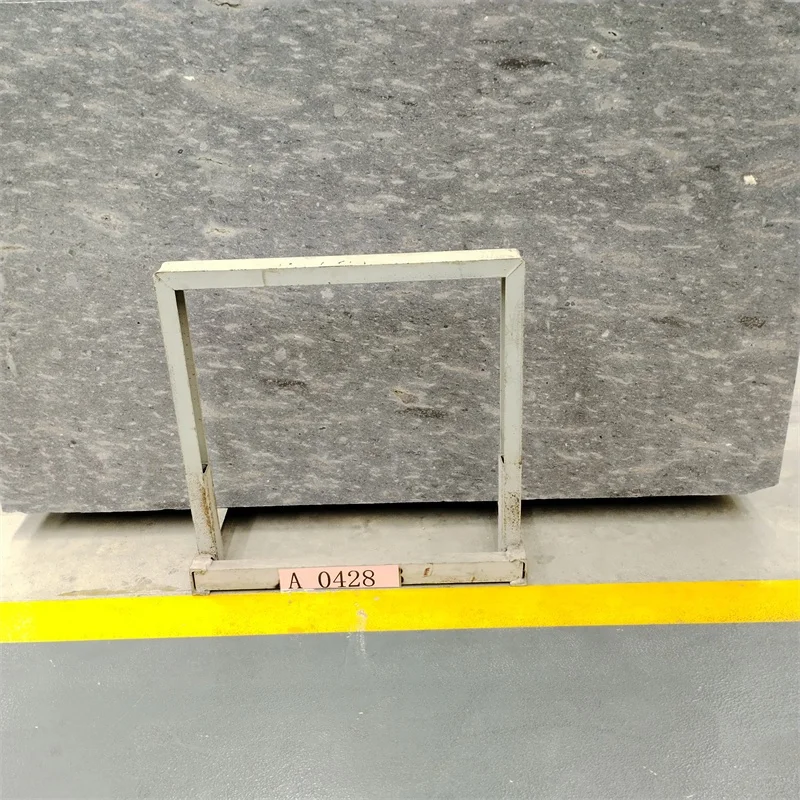 Losas y baldosas de mármol gris elegantes y populares de piedra natural pulida para revestimiento de paredes exteriores, pisos de loft y dormitorios Quest.