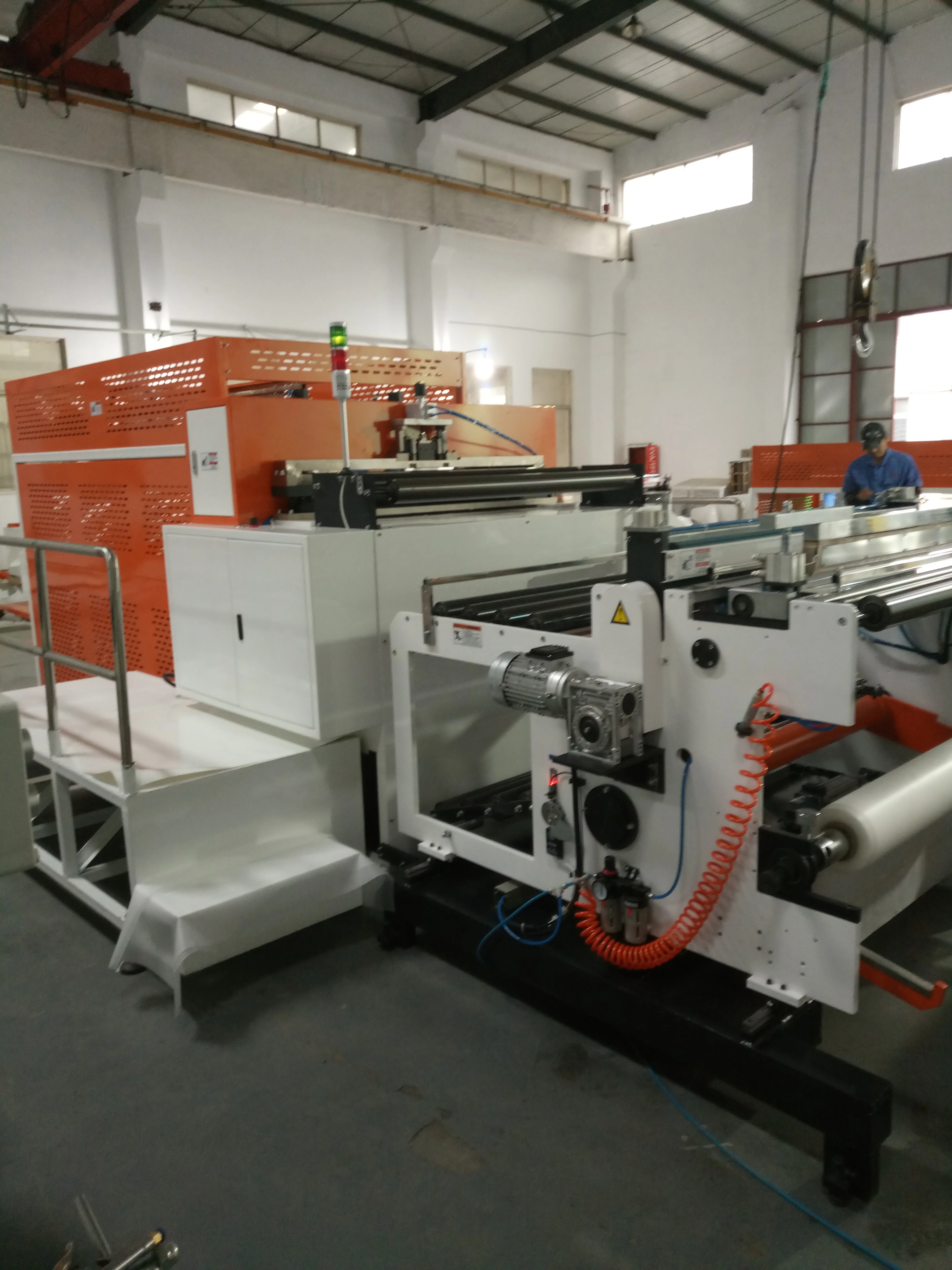 Solar Panel Manufacturing Machines Backsheet EVA TPT Roll to Sheet Cutting Machine with Hole Punching