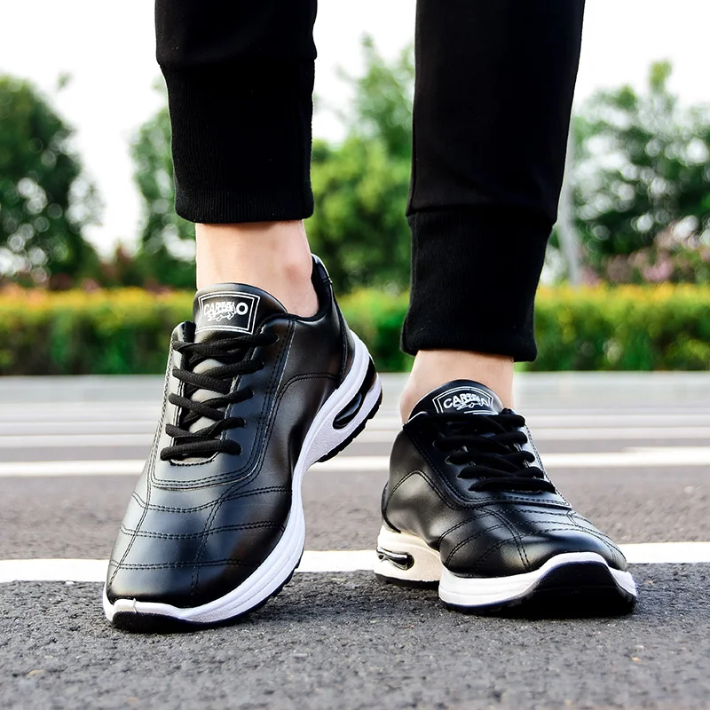 Мужские спортивные кроссовки