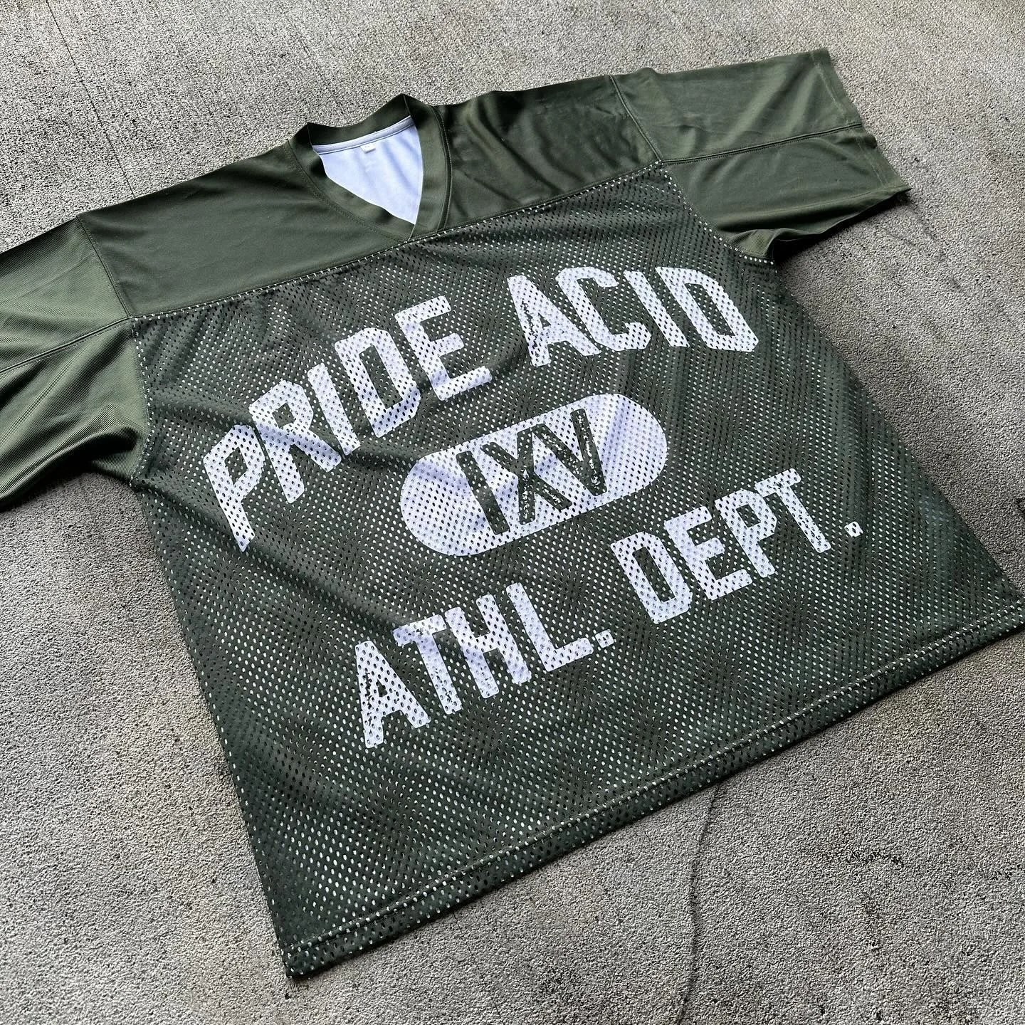 Custom Quick Dry V Neck Mesh Polyester Boxy Fit Heavyweight Tshirts Soccer Wear Baseball Football Shirts Jersey T-shirts for Men gallery 3