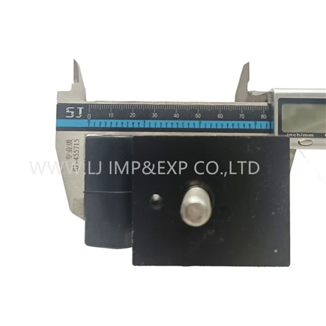 High-quality Gear Box Mounting Big for TRUCK 8944831490