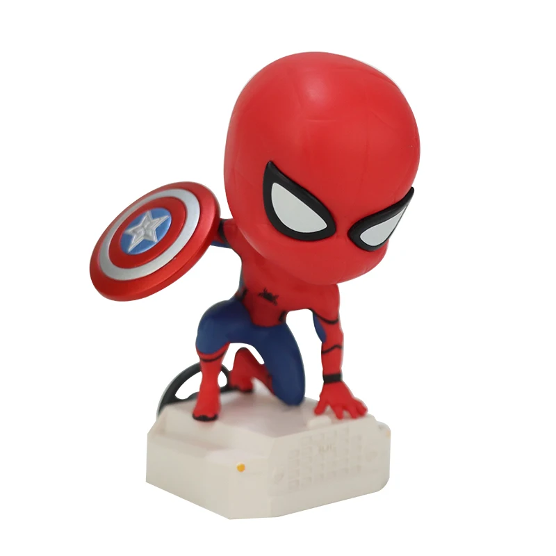 تماثيل بالجملة مخصصة من راتنج الأبطال الخارقين شخصيات أفلام بتوقيع مشترك هدايا زينة صغيرة للأطفال حرف يدوية