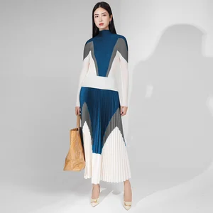 Fast Shipping Pleated 2 Piece Set Women Elastic Turtleneck Top Printed Long Sleeve Shirt and Pleated Skirt Women Casual Style