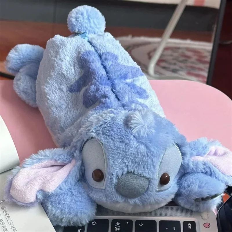 DOULUO Large Capacity Cartoon Stitch Cases Stuffed Plush Portable Lilo Stitch Pencil Bag Student Stationery Storage Bag