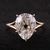 Anillo de moissanita de oro macizo de 14 quilates