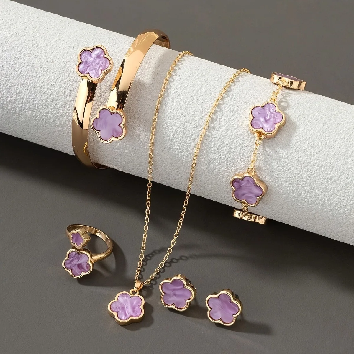 HOT SALE 2026 NEW Jewelry Set Necklace Earrings Bracelet Women Fashion Jewelry Lucky Four Leaf Clover Jewelry Set