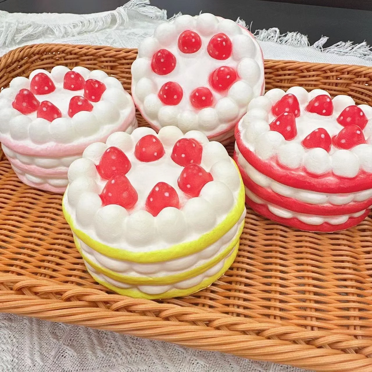 Kawaii Japanese Simulation Soft Scented Strawberry Cake Slow Rising Squishy Toys