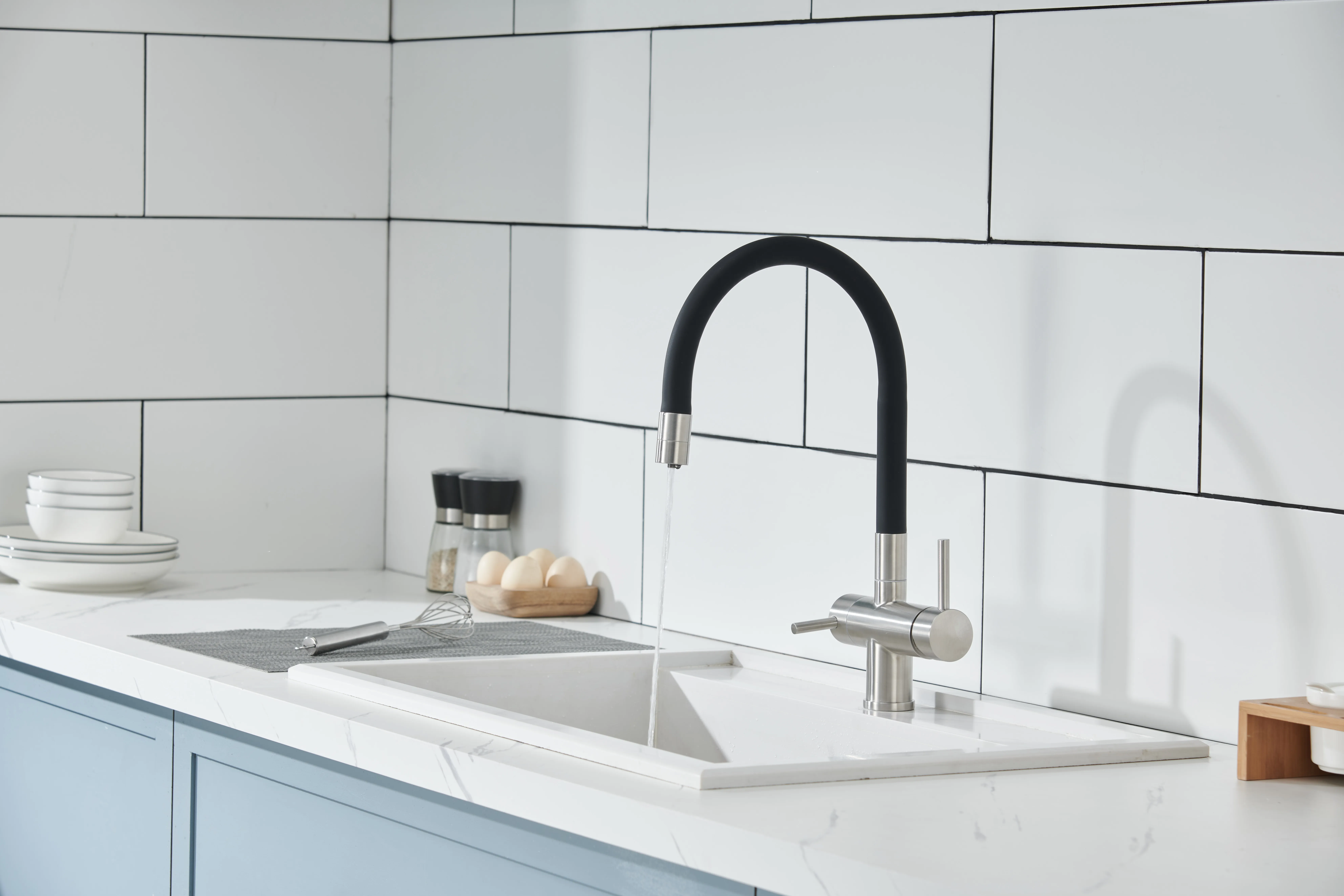 Grifo moderno del agua potable del grifo de la cocina de 3 v&iacute;as del acero inoxidable 304