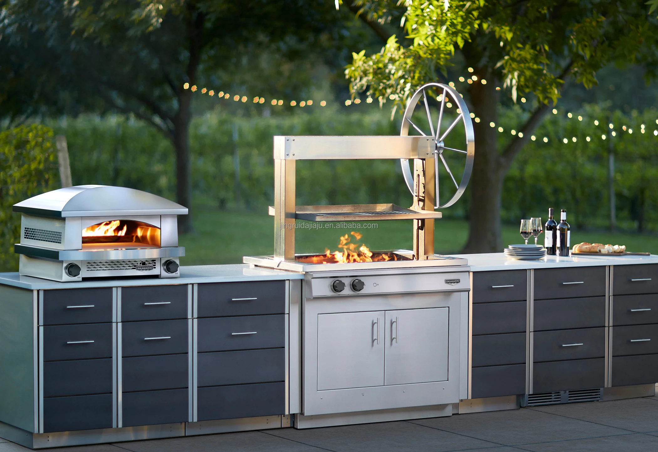 Stainless Steel Outdoor Kitchen Island with BBQ