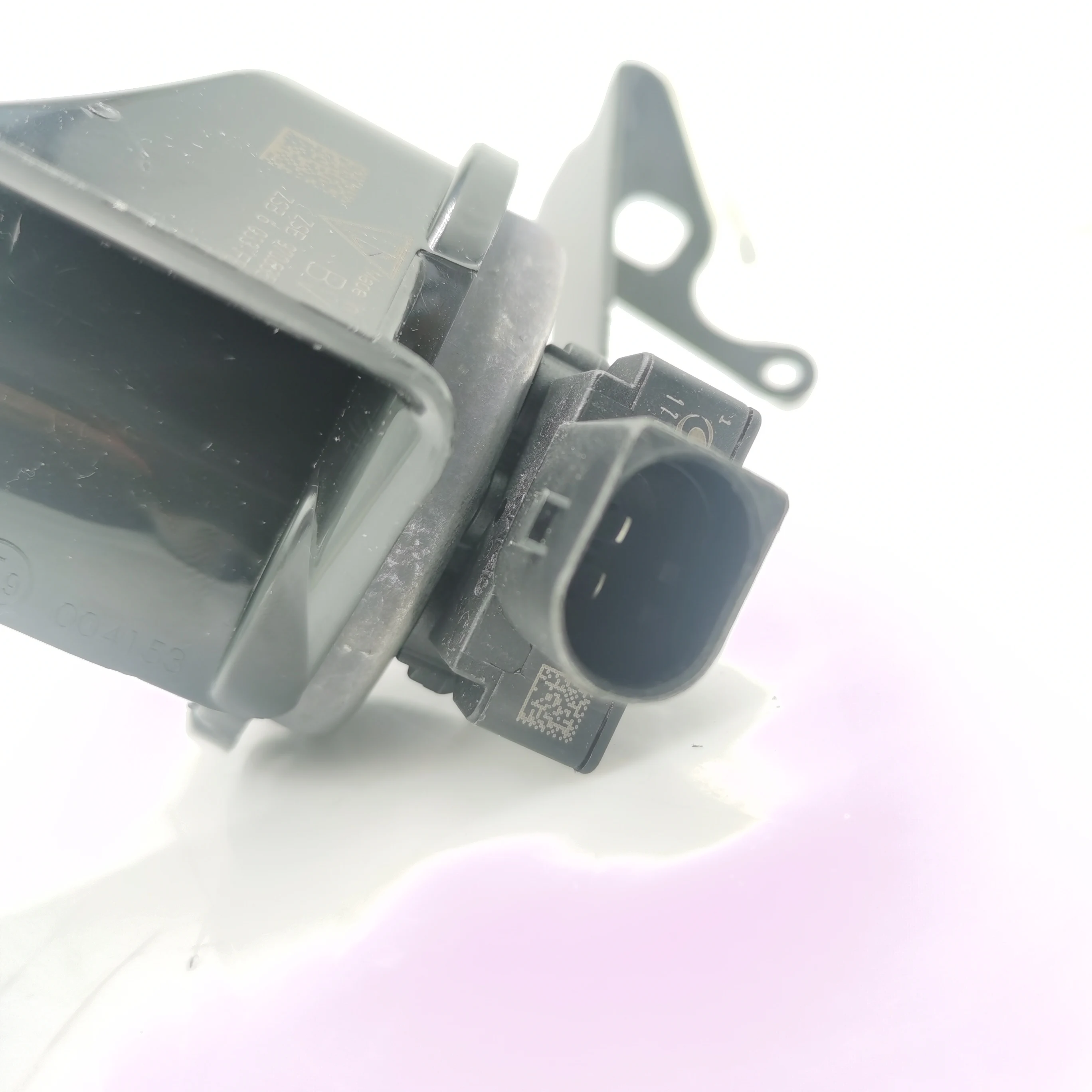 TEOLAND High Quality Automobile Electrical System Automobile Horn for Porsche 97063502202