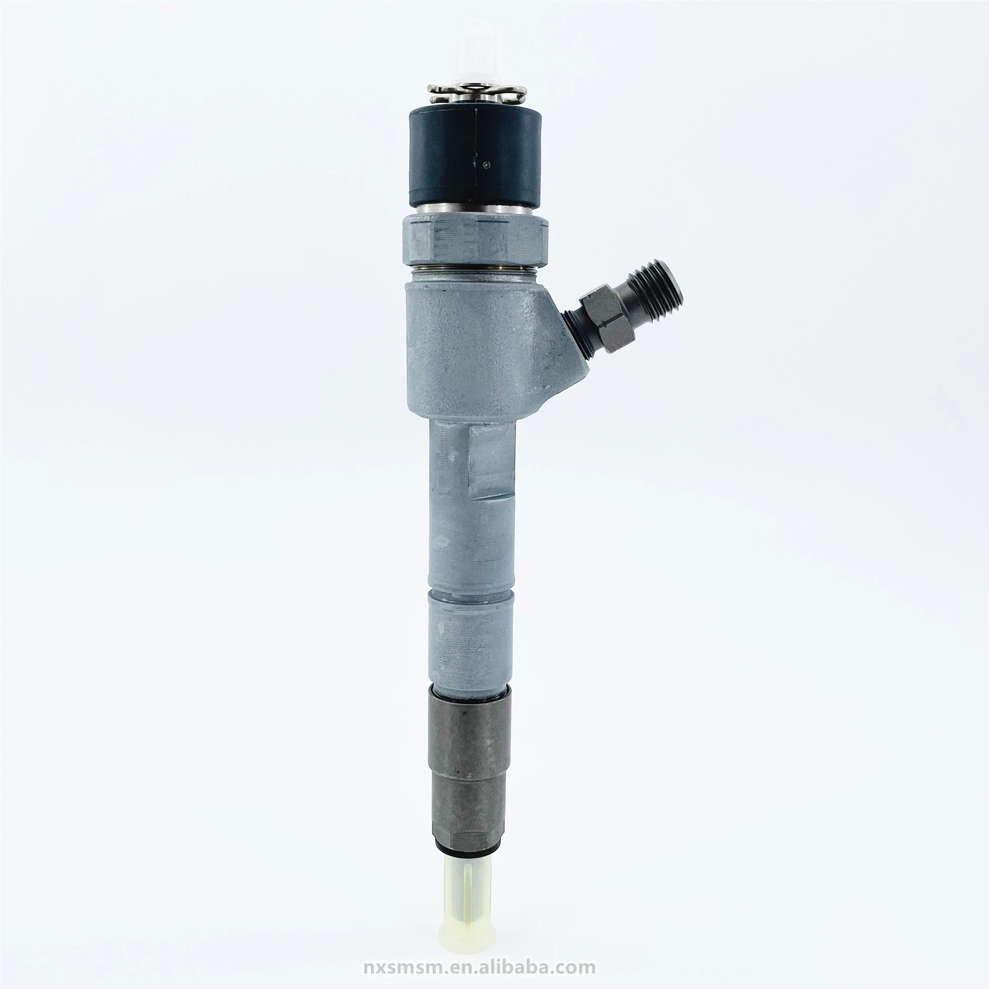 Manufacturer direct selling Wolf common rail injector 0445110694