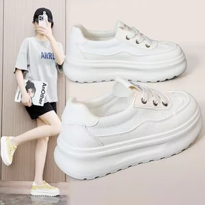 KT289 Women's Casual Skateboarding with Thick Sole White and Ventilated Increase Leisure Sports Board Shoes