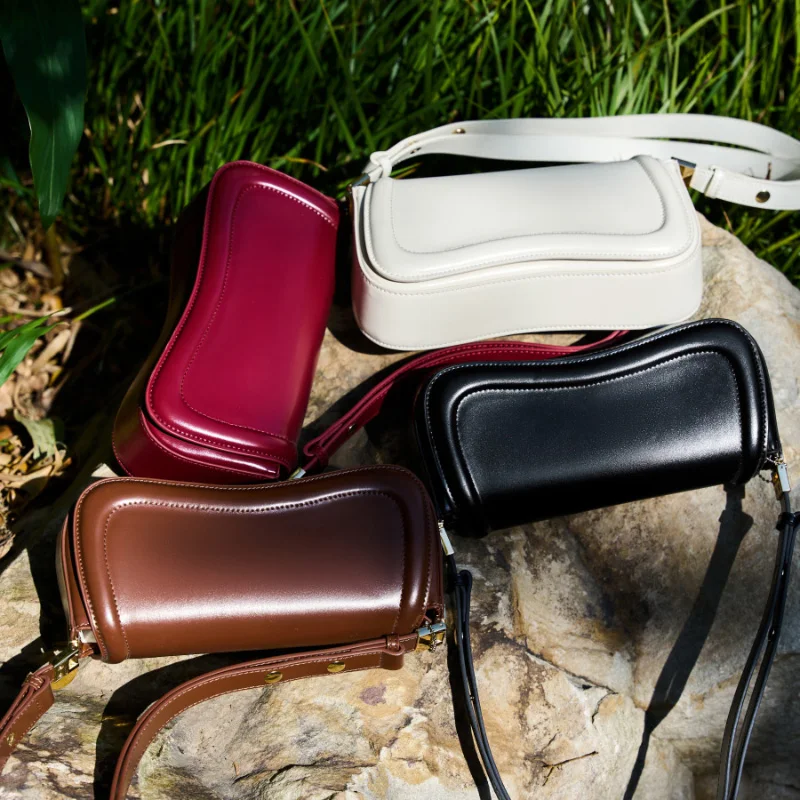 High Quality Cow Leather Cross Body Shoulder Messenger Bags for Women Ladies Soft Handbags with Zip Closure Fashionable Style