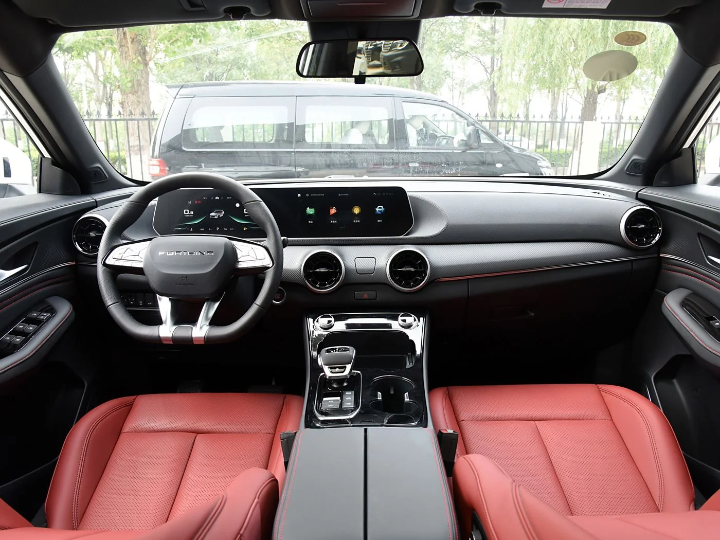 Dongfeng Forthing T5 Evo Gas Vehicle 1.5t Dct Diamond Compact Suv5 Door With 5 Seats Petrol Gasoline