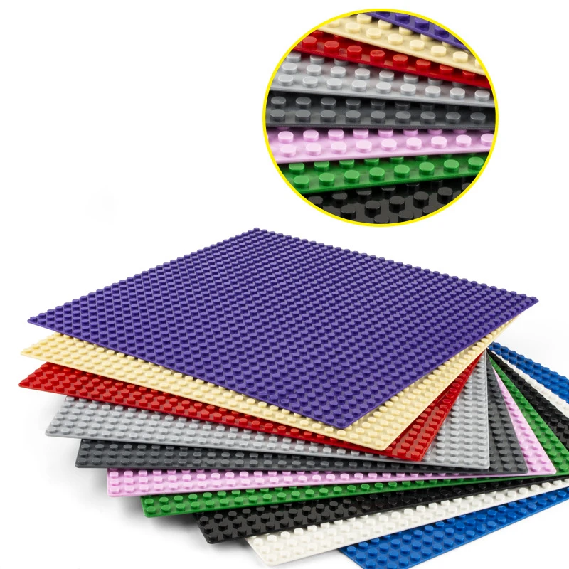 China Popular 32x32 Plate 32*32 Dot Thick Baseplates for Kid Games