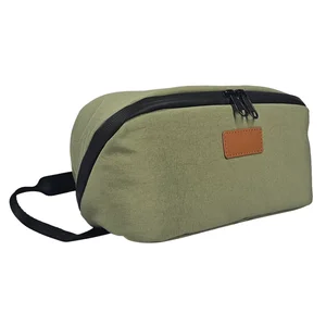 Large Capacity Waterproof Portable Nylon Pouch Travel Makeup Bag Zipper Closure Soft Cosmetic for Women