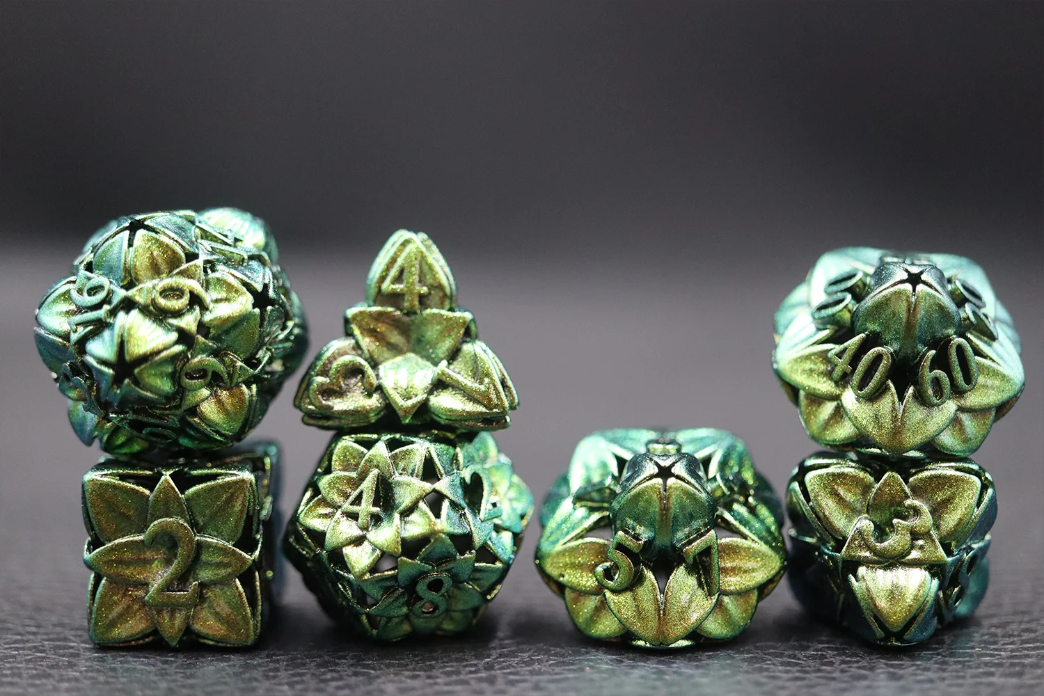 Custom Logo Polyhedral RPG Dungeons and Dragons D&D DND Hollow Green Metal Dice Game Set with Metal Box Packaging details