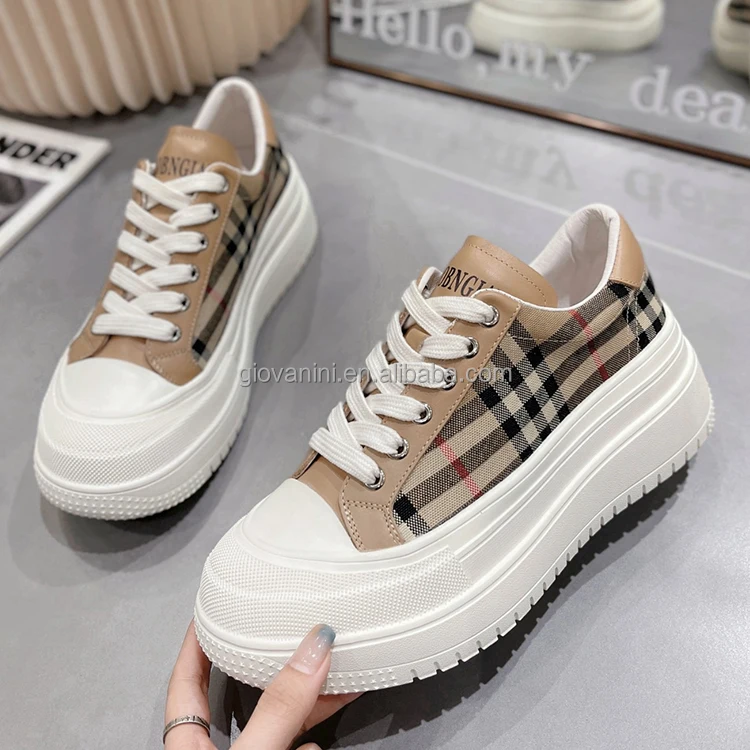2025 Top Quality Designer Shoes Comfortable Lace-up Women Sneakers Sport Shoes Women and Ladies Chunky Shoes