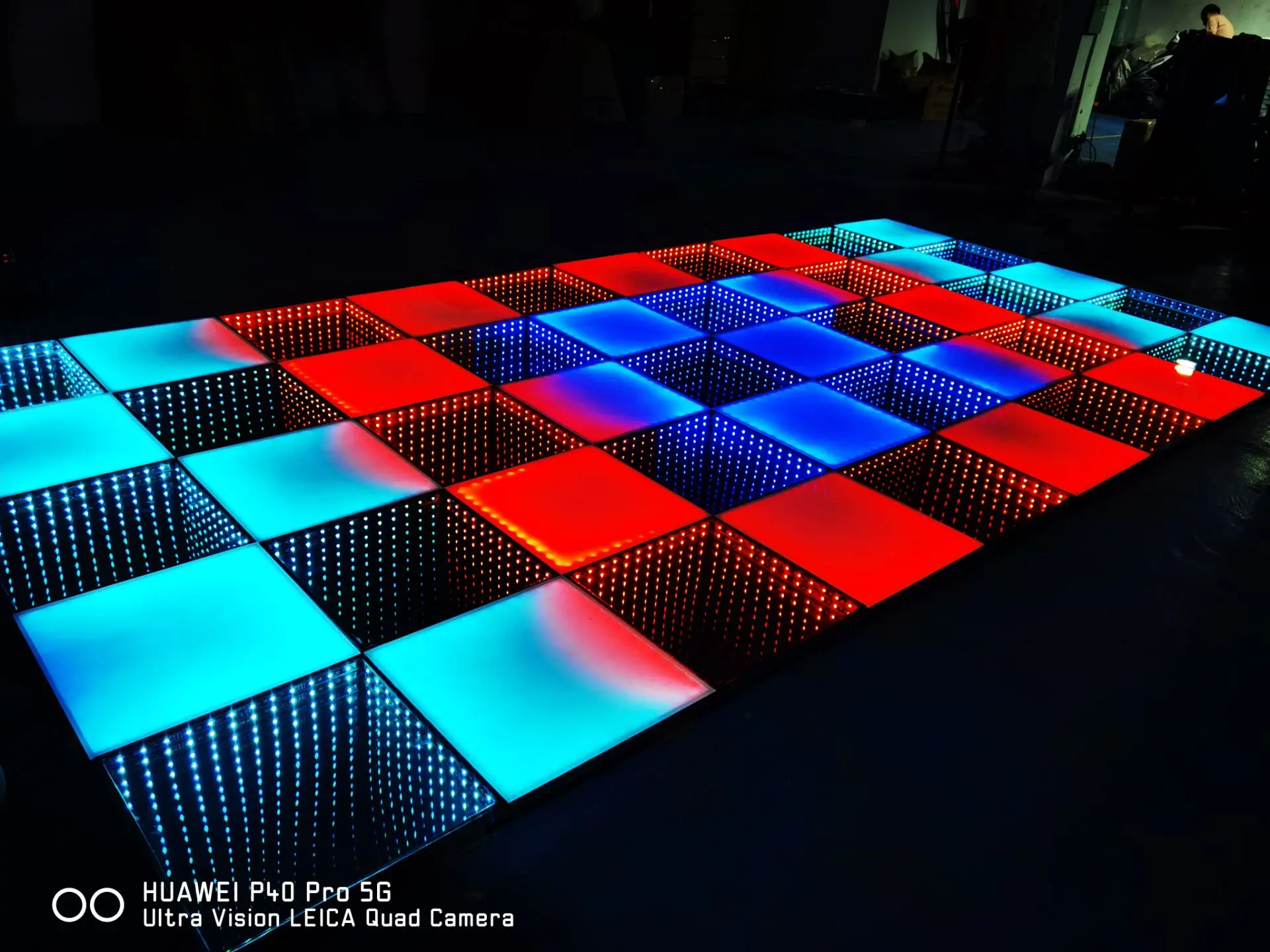 20x20ft Wireless Portable Time Tunnel Dj 3d Mirror Rgb Led Dance Floor