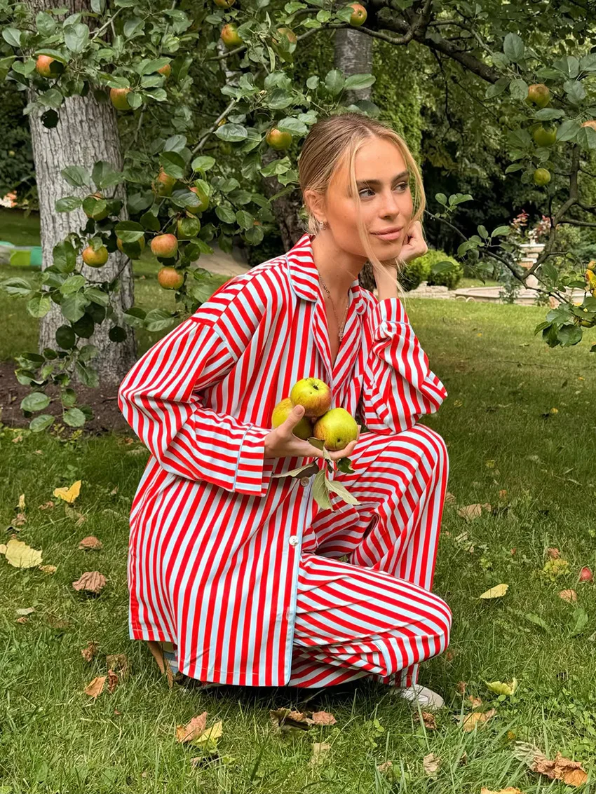 Christmas Striped Satin Pajama Set Lapel Long Sleeve Button Front Shirt Loose Pants Soft Breathable Lounge Wear — detail