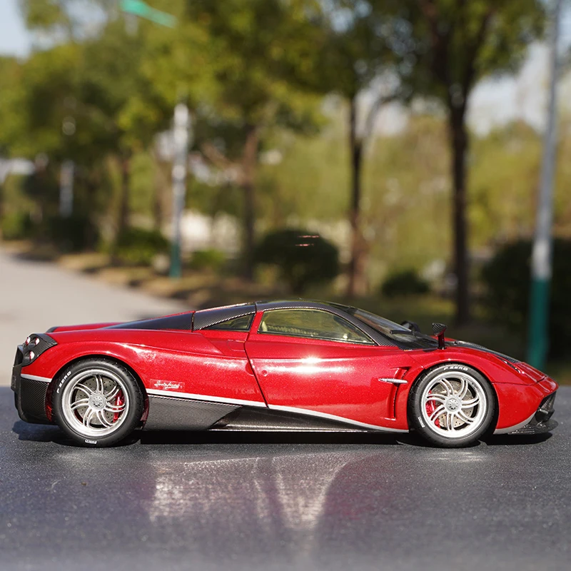 1:18 Pagani Car Model GTA Pagani Wind God Huayra Alloy