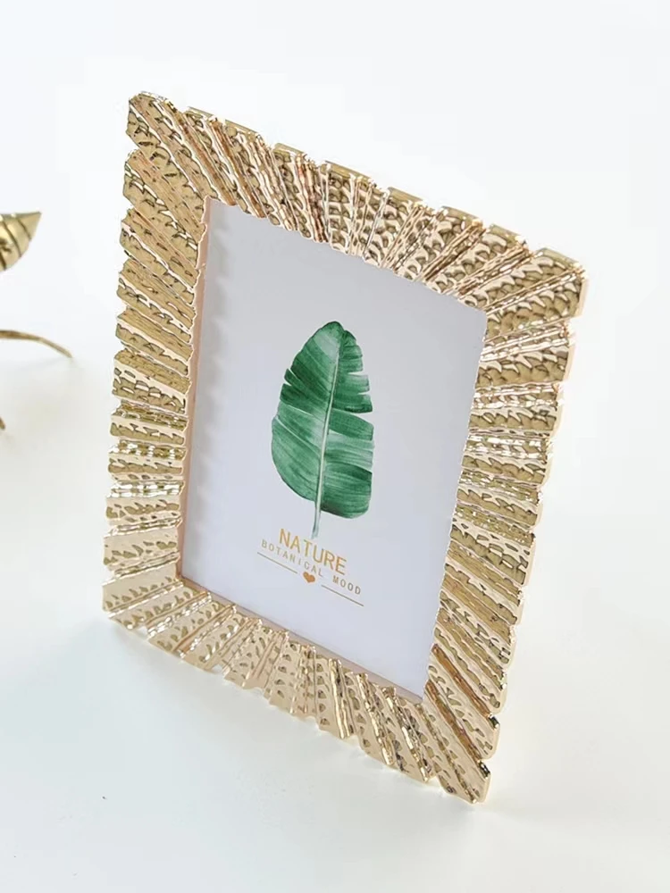 Stylist Pattern Photo Frame Photo Frame Custom Light Luxury Golden Leaf Pattern Photo Frame 6 Inch ...