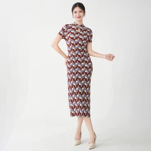 Wholesale Fashion Premium Quality Women's Elegant Dress Summer Short Sleeve Printed Dress Miyake Pleated Dress